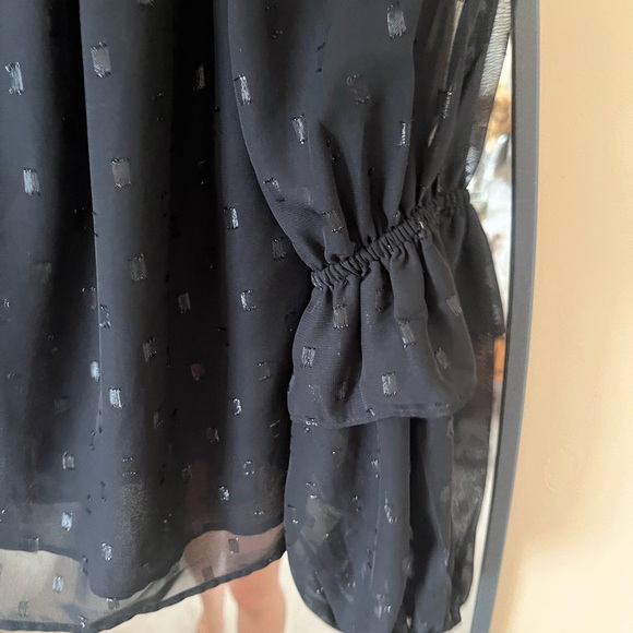 Shimmery off shoulder blouse - Picture 2 of 5